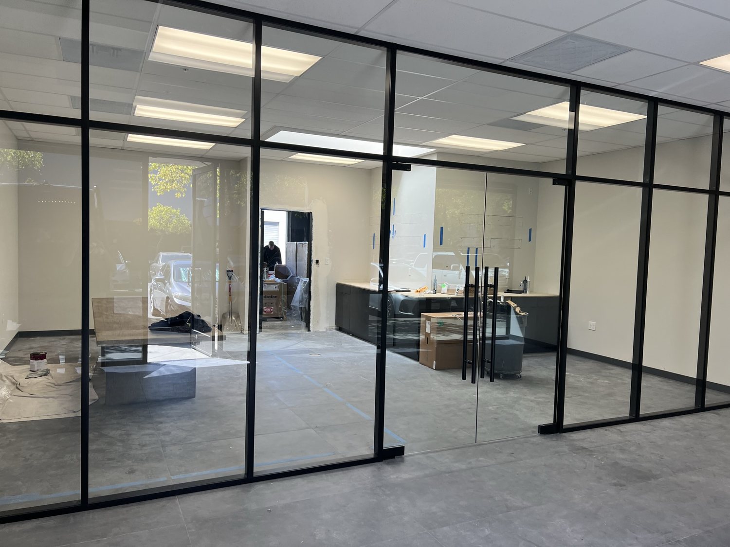 Commercial glass partition installation